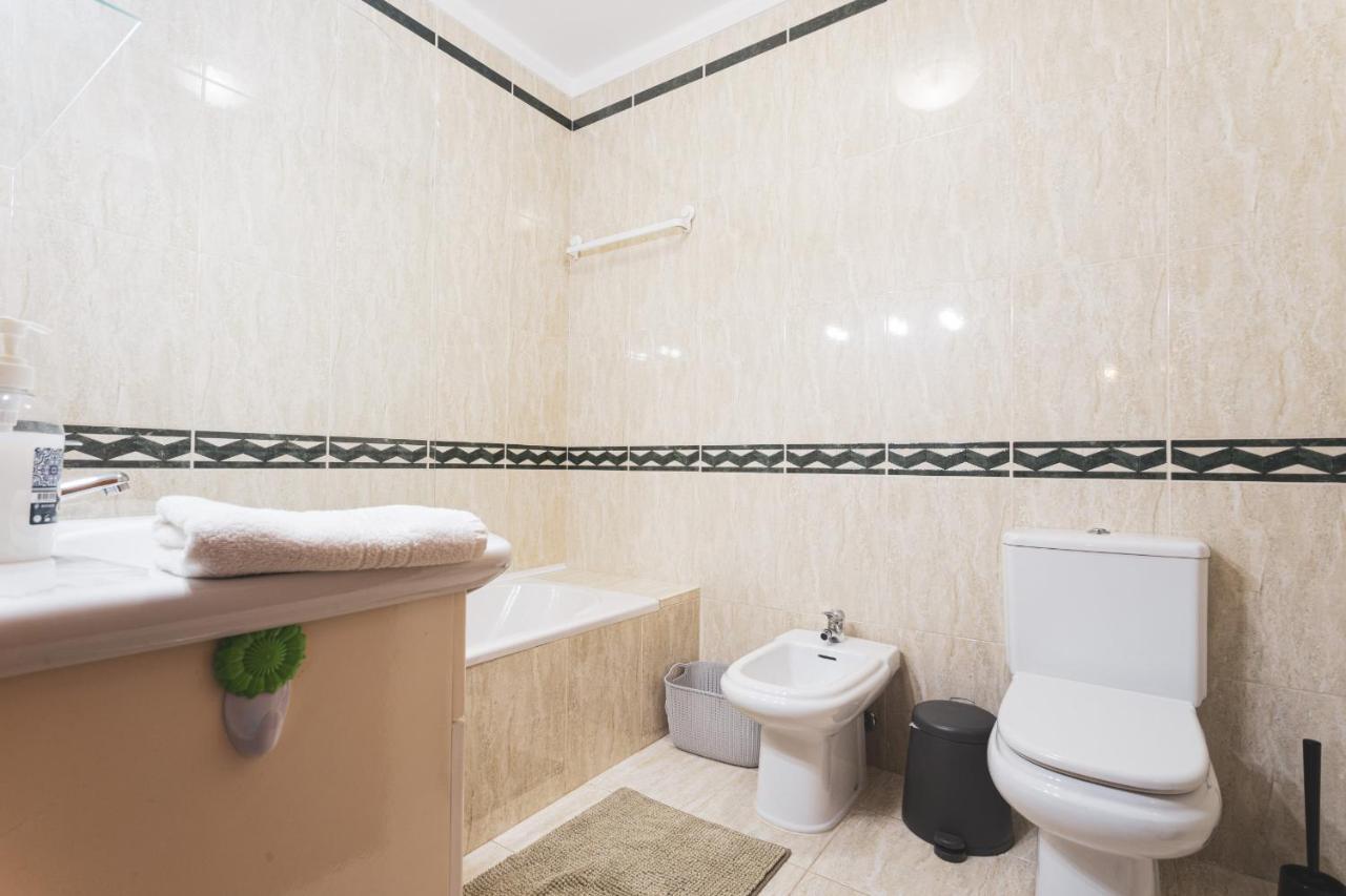 Best Houses 19 - Cozy Apartament In เปนิช ภายนอก รูปภาพ